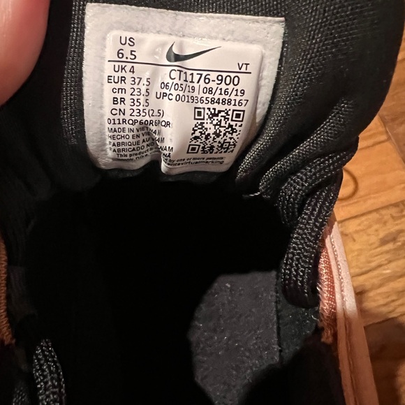 NIKE WOMEN'S AIR MAX 97 COPPER ROSE GOLD BLACK, worn 3 x’s, sz 6.5, great cond - Picture 10 of 10